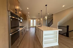 7436 Wetherington Ln, West Chester, OH 45069 - Photo 4