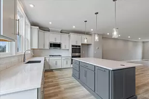 7434 Wetherington Ln, West Chester, OH 45069 - Photo 2