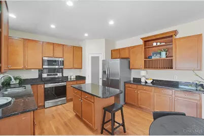 1097 Stone Oak Boulevard, Union Township, OH 45103 - Photo 14