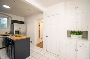 1354 Avon Dr, Cincinnati, OH 45229 - Photo 16