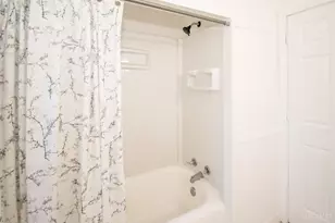 1354 Avon Dr, Cincinnati, OH 45229 - Photo 30