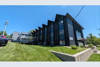 4242 Airport Road, Cincinnati, OH 45226 - Photo 1