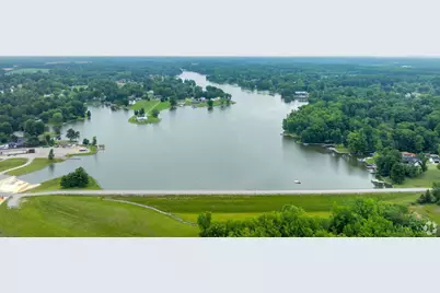 173 Dortmund Dr, Perry Township, OH 45118 - Photo 6