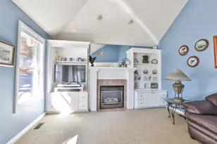 542 Aston View Ln, Cleves, OH 45002 - Photo 10