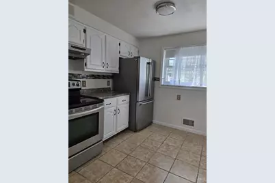 5759 Colerain Avenue #1, Cincinnati, OH 45239 - Photo 8