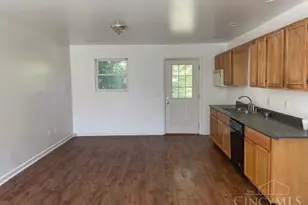 112 W Leslie Ave, Woodlawn, OH 45215 - Photo 2