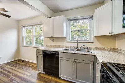 2469 Montana Avenue, Cincinnati, OH 45211 - Photo 8