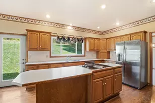 8742 Rupp Farm Dr, West Chester, OH 45069 - Photo 8