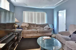 1401 Chamberlain Ave, Lincoln Heights, OH 45215 - Photo 4