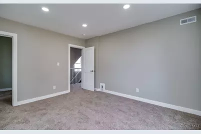 2043 Lawrence Avenue, Norwood, OH 45212 - Photo 24