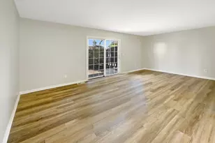 3364 Amberway Ct, Colerain Township, OH 45251 - Photo 4