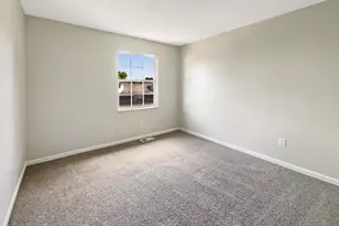 3364 Amberway Ct, Colerain Township, OH 45251 - Photo 20