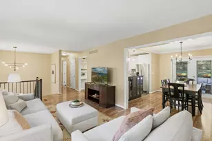 9542 E Kemper Rd, Loveland, OH 45140 - Photo 4