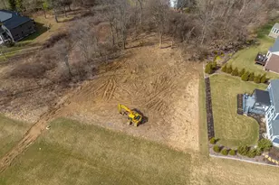 9867 Kensington Ln, Deerfield Township, OH 45040 - Photo 2