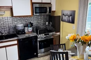 2317 Magdalena Dr, Springfield Township, OH 45231 - Photo 4