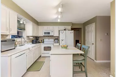 382 Broadway Street, Hamilton Township, OH 45039 - Photo 10