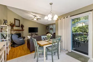 382 Broadway St, Hamilton Township, OH 45039 - Photo 8