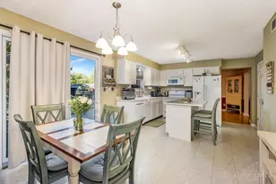 382 Broadway St, Hamilton Township, OH 45039 - Photo 12