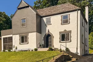 3923 Wess Park Dr, Cincinnati, OH 45217 - Photo 1