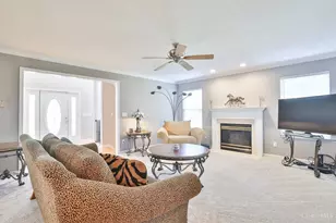 5614 Williamsburg Way, Fairfield, OH 45014 - Photo 8