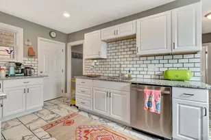 710 E Ross Ave, Saint Bernard, OH 45217 - Photo 6