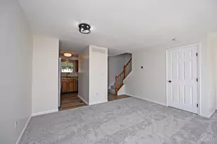 1055 Stratford Ct, Loveland, OH 45140 - Photo 10