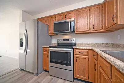 1055 Stratford Court #33, Loveland, OH 45140 - Photo 6