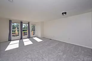 1055 Stratford Ct, Loveland, OH 45140 - Photo 12