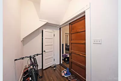 1382 Burdette Avenue, Cincinnati, OH 45206 - Photo 8