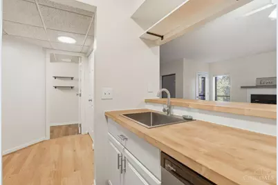 2121 Sutton Avenue #4C, Cincinnati, OH 45230 - Photo 4