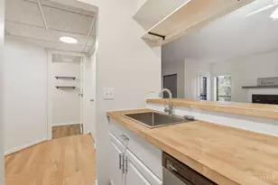 2121 Sutton Ave, Cincinnati, OH 45230 - Photo 4