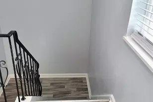 1808 Crest Hill Ave, Cincinnati, OH 45237 - Photo 2