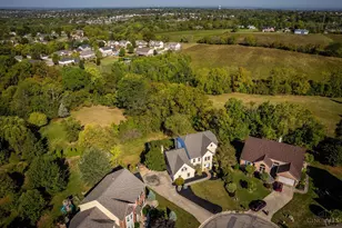 7977 Quail Meadow Ln, West Chester, OH 45069 - Photo 10