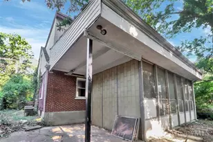 8010 Daly Rd, Cincinnati, OH 45224 - Photo 28