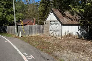 702 Middleboro Rd, Washington Township, OH 45054 - Photo 2