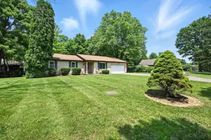 509 White Oak Dr, Oxford, OH 45056 - Photo 2