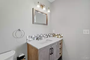 11565 Regency Square Ct, Colerain Township, OH 45231 - Photo 12