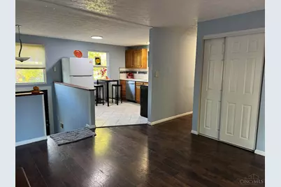 1863 W Kemper Road, Forest Park, OH 45240 - Photo 6