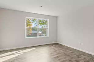 10376 Mae Ct, Colerain Township, OH 45251 - Photo 16