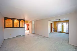 1136 Inner Cir Dr, Forest Park, OH 45240 - Photo 6