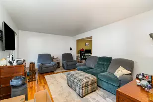 9371 Montoro Dr, Springfield Township, OH 45231 - Photo 6