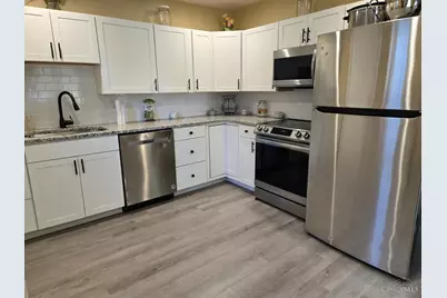 29 Hartwell Court, Cincinnati, OH 45216 - Photo 8