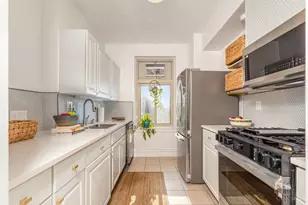 3900 Rose Hill Ave, Cincinnati, OH 45229 - Photo 6