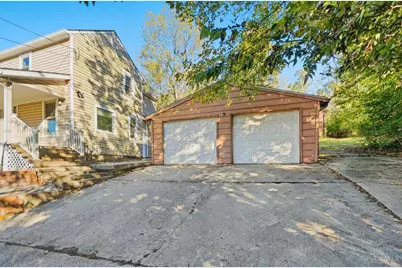 194 E State Road, Cleves, OH 45002 - Photo 2