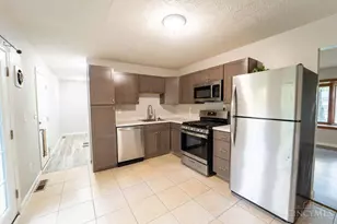 1890 Lotushill Dr, Springfield Township, OH 45240 - Photo 6