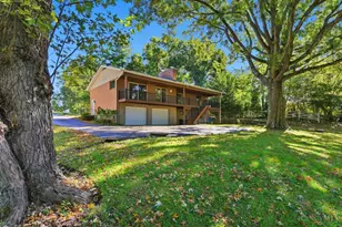 2223 Van Blaricum Rd, Green Township, OH 45233 - Photo 4