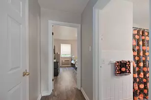 636 Maple Dr, Reading, OH 45215 - Photo 12