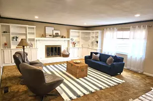 1025 Eastgate Dr, Springfield Township, OH 45231 - Photo 8