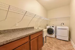 3847 Portrush Way, Union Township, OH 45102 - Photo 14