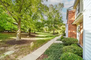 3464 Sunbury Ln, Colerain Township, OH 45251 - Photo 4